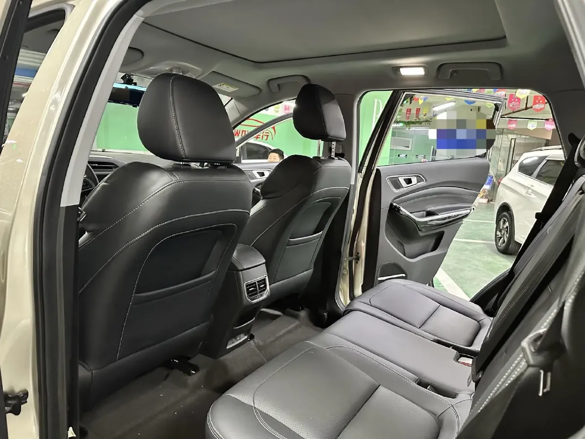 2018 Chery Tiggo 8 1.5T 147HP L4 6DCT,autocango,china used car exporter,china ev exporter,chinese used car exporter,chinese used ev exporter