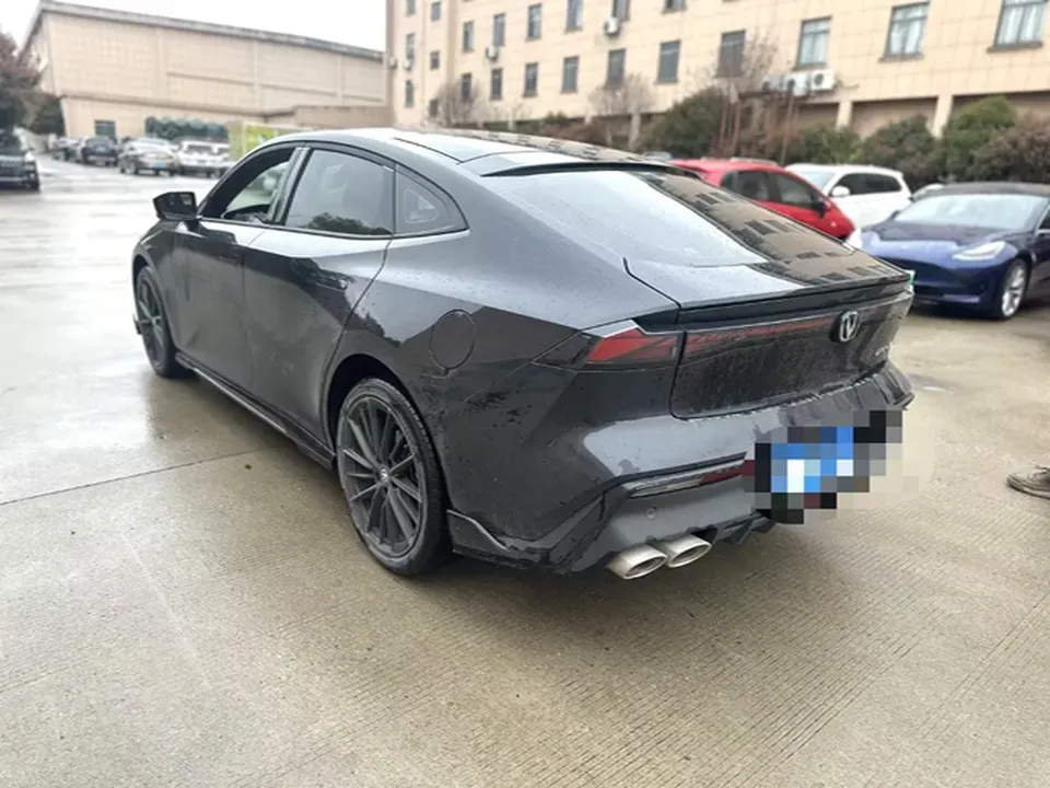 2023 ChangAn UNI-V 1.5T 188HP L4 7DCT,autocango,china used car exporter,china ev exporter,chinese used car exporter,chinese used ev exporter