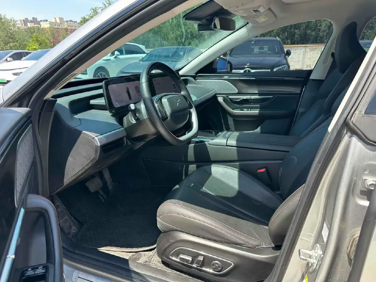 2022 Xpeng P7 BEV 60.2KWH,autocango,china used car exporter,china ev exporter,chinese used car exporter,chinese used ev exporter