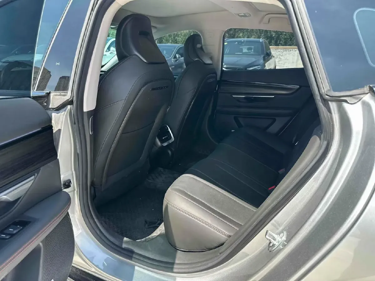 2022 Xpeng P7 BEV 60.2KWH,autocango,china used car exporter,china ev exporter,chinese used car exporter,chinese used ev exporter