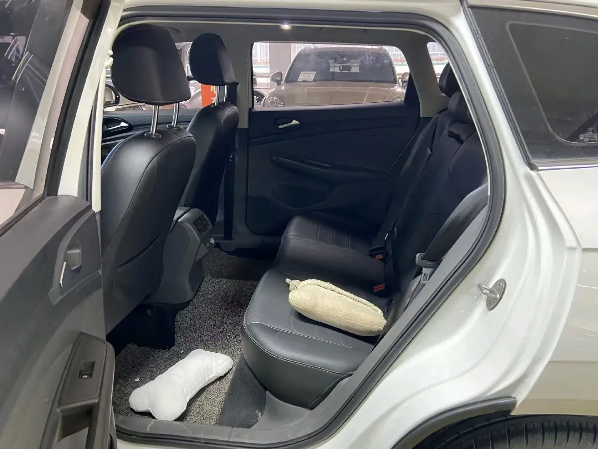 2020 Jetta VS7 1.4T 150HP L4 6AT,autocango,china used car exporter,china ev exporter,chinese used car exporter,chinese used ev exporter