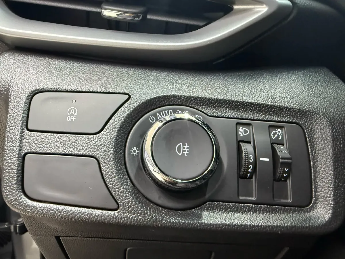 2020 Chevrolet Orlando 1.3T 163HP L3 6AT,autocango,china used car exporter,china ev exporter,chinese used car exporter,chinese used ev exporter