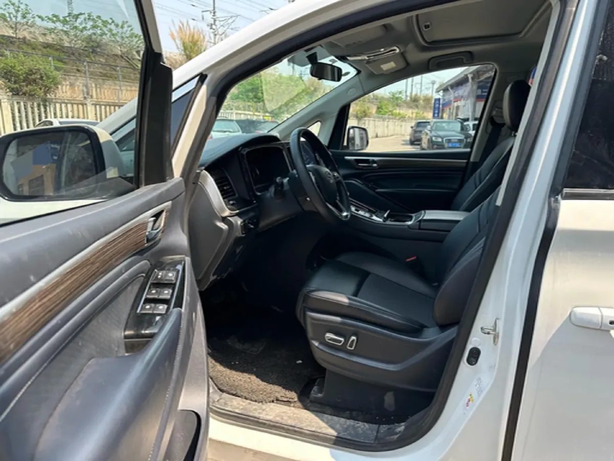 2023 GAC Trumpchi M8 2.0T 252HP L4 8AT,autocango,china used car exporter,china ev exporter,chinese used car exporter,chinese used ev exporter