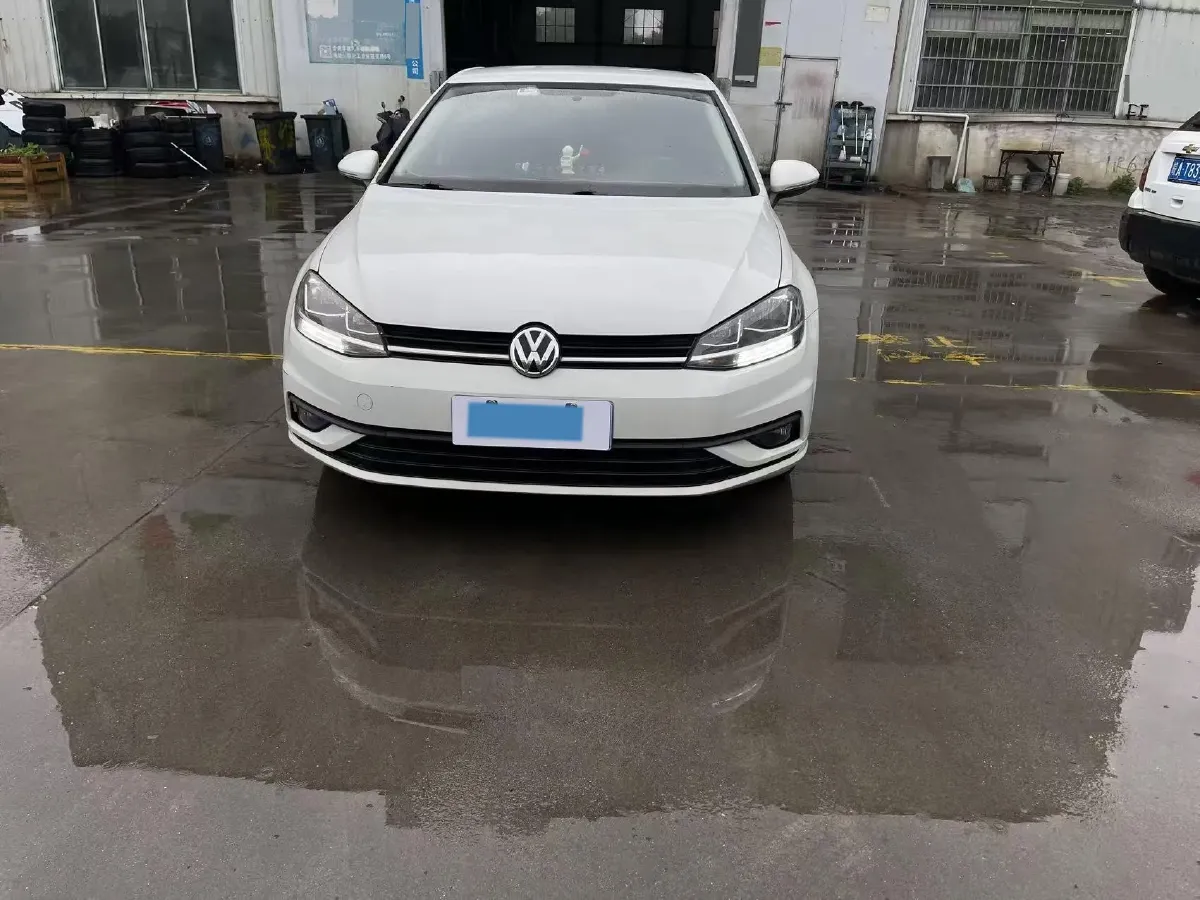 2018 Volkswagen Golf 1.6L 110HP L4 6AT,autocango,china used car exporter,china ev exporter,chinese used car exporter,chinese used ev exporter