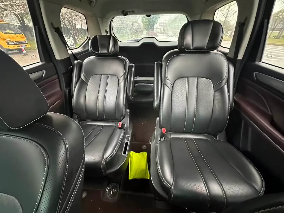 2021 GAC Trumpchi M6 1.5T 169HP L4 7DCT,autocango,china used car exporter,china ev exporter,chinese used car exporter,chinese used ev exporter