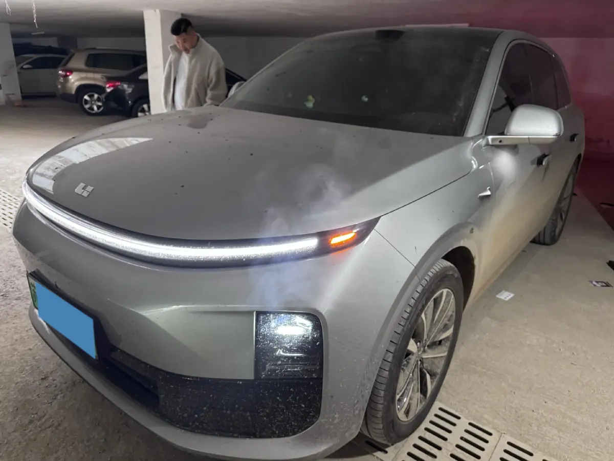 2025 Li L6 Range Extended 154HP L4 REEV,autocango,china used car exporter,china ev exporter,chinese used car exporter,chinese used ev exporter