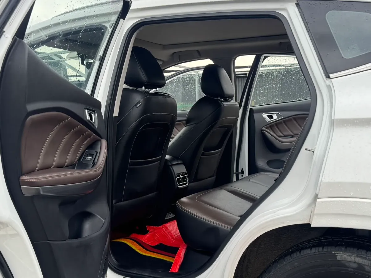 2018 Chery Tiggo 7 1.5T 147HP L4 6MT,autocango,china used car exporter,china ev exporter,chinese used car exporter,chinese used ev exporter