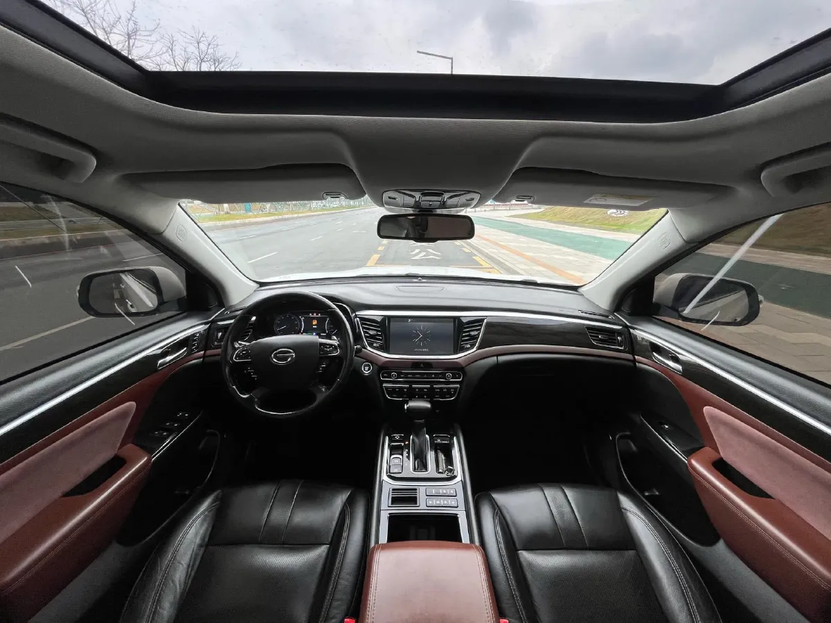 2017 GAC Trumpchi GS8 2.0T 201HP L4 6AT,autocango,china used car exporter,china ev exporter,chinese used car exporter,chinese used ev exporter