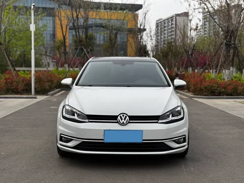 2020 Volkswagen Golf 1.4T 150HP L4 7DCT,autocango,china used car exporter,china ev exporter,chinese used car exporter,chinese used ev exporter