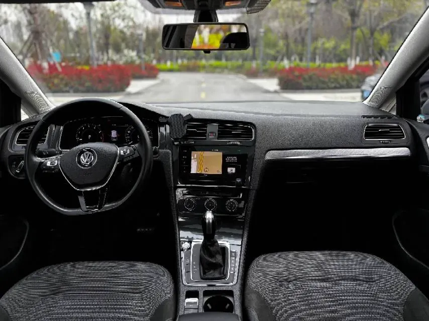 2020 Volkswagen Golf 1.4T 150HP L4 7DCT,autocango,china used car exporter,china ev exporter,chinese used car exporter,chinese used ev exporter