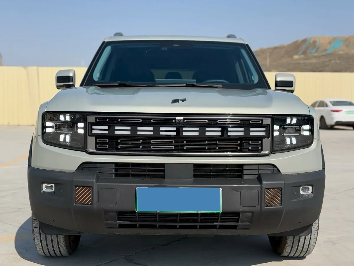 2025 MAXUS XinTu V70 2.0T 150HP L4 9AT,autocango,china used car exporter,china ev exporter,chinese used car exporter,chinese used ev exporter