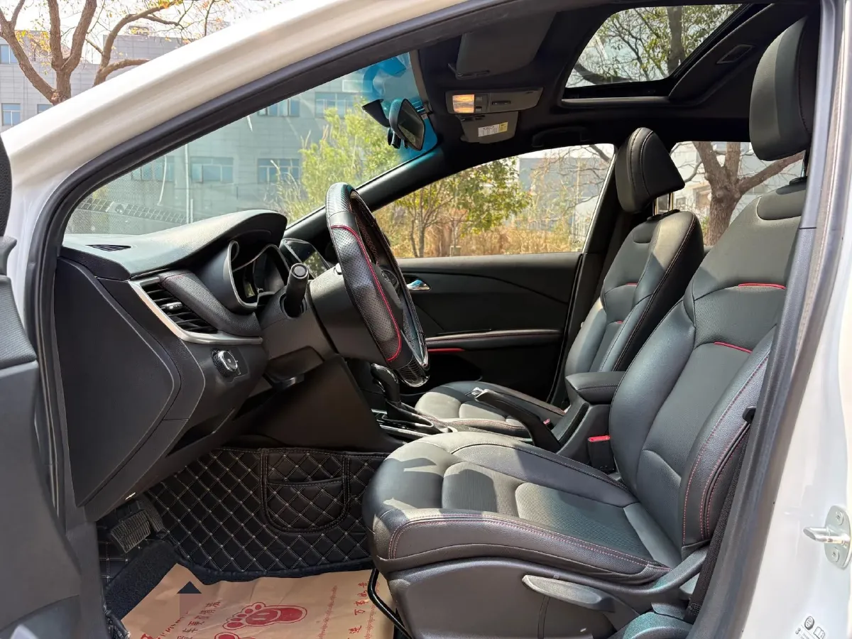 2020 Chevrolet Monza 1.3T 163HP L3 6AT,autocango,china used car exporter,china ev exporter,chinese used car exporter,chinese used ev exporter