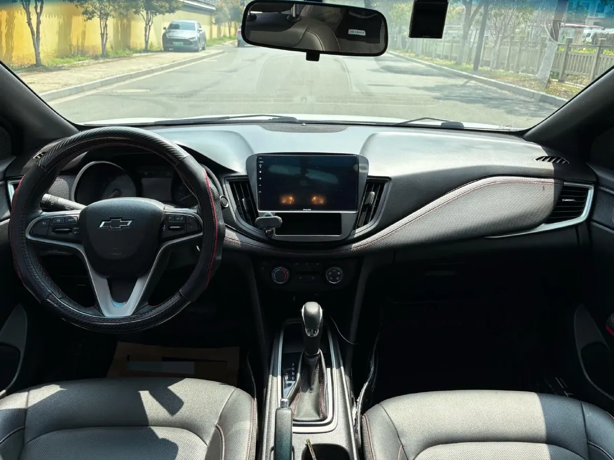 2020 Chevrolet Monza 1.3T 163HP L3 6AT,autocango,china used car exporter,china ev exporter,chinese used car exporter,chinese used ev exporter