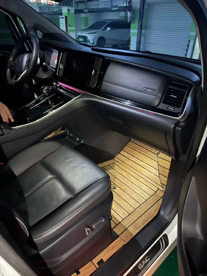 2021 GAC Trumpchi M8 2.0T 252HP L4 8AT,autocango,china used car exporter,china ev exporter,chinese used car exporter,chinese used ev exporter