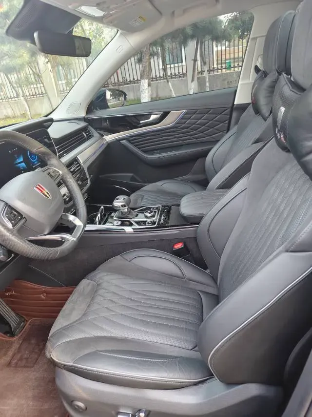 2022 HongQi HS5 2.0T 224HP L4 6AT,autocango,china used car exporter,china ev exporter,chinese used car exporter,chinese used ev exporter