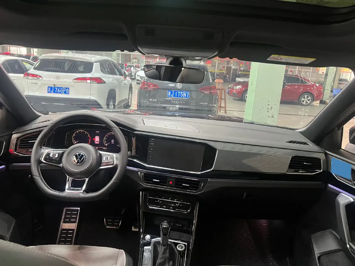 2021 Volkswagen Tayron 2.0T 220HP L4 7DCT,autocango,china used car exporter,china ev exporter,chinese used car exporter,chinese used ev exporter