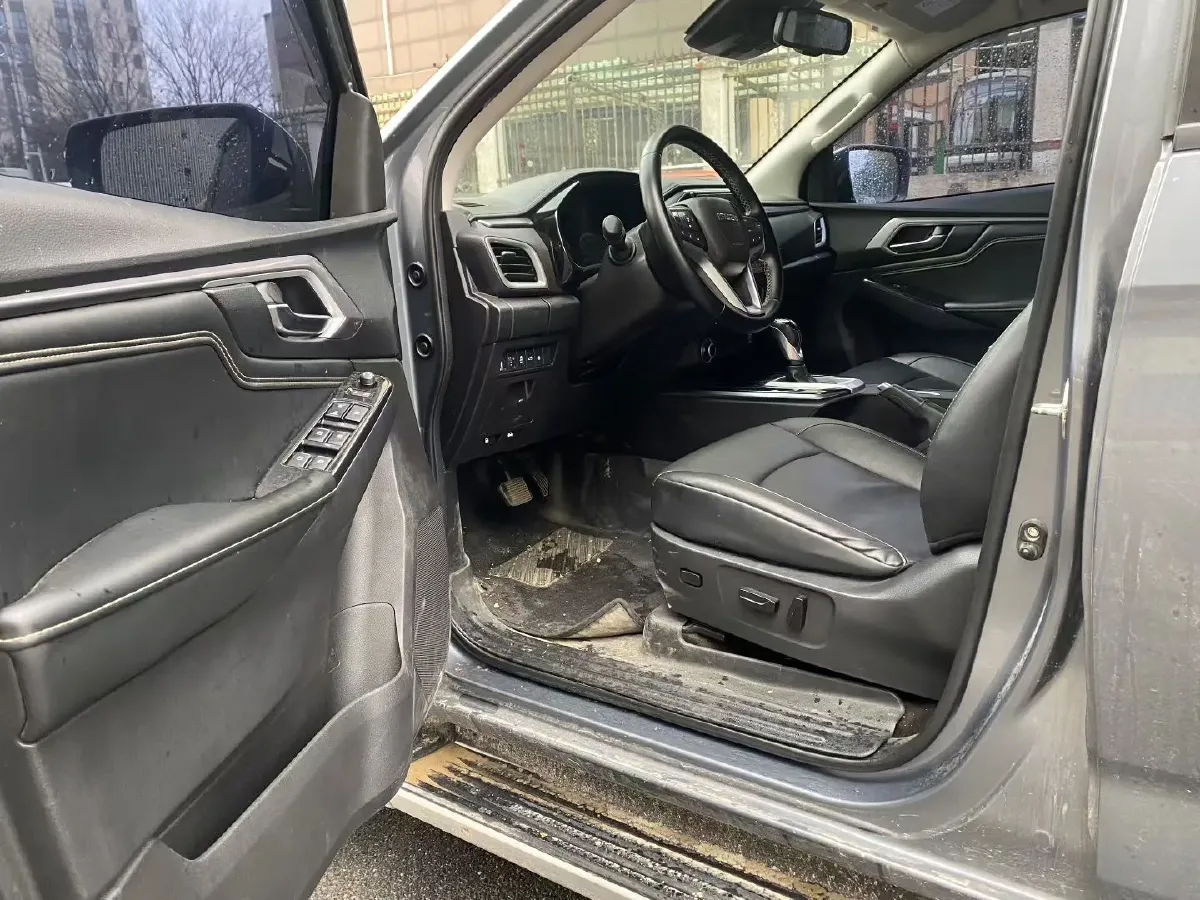 2021 Isuzu D-MAX 1.9T 163HP L4 6AT,autocango,china used car exporter,china ev exporter,chinese used car exporter,chinese used ev exporter