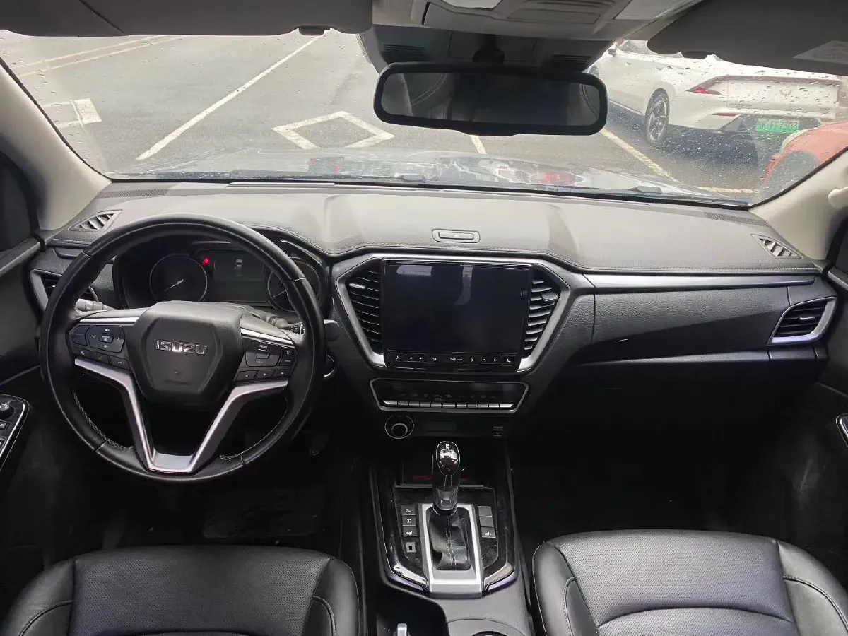 2021 Isuzu D-MAX 1.9T 163HP L4 6AT,autocango,china used car exporter,china ev exporter,chinese used car exporter,chinese used ev exporter