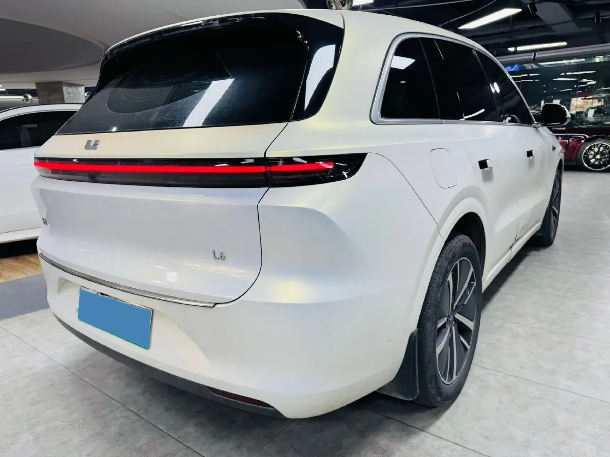 2024 Li L6 Range Extended 154HP L4 REEV 36.8KWH,autocango,china used car exporter,china ev exporter,chinese used car exporter,chinese used ev exporter