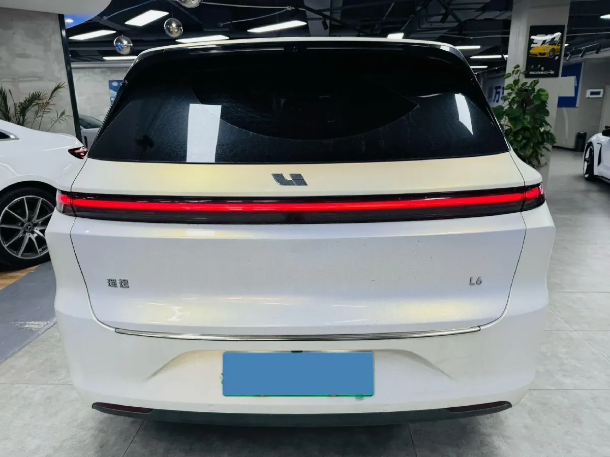 2024 Li L6 Range Extended 154HP L4 REEV 36.8KWH,autocango,china used car exporter,china ev exporter,chinese used car exporter,chinese used ev exporter