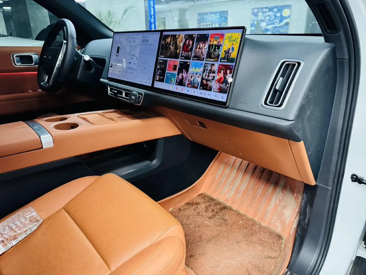 2024 Li L6 Range Extended 154HP L4 REEV 36.8KWH,autocango,china used car exporter,china ev exporter,chinese used car exporter,chinese used ev exporter