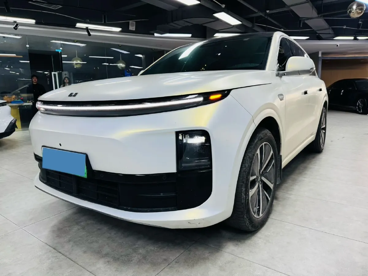 2024 Li L6 Range Extended 154HP L4 REEV 36.8KWH,autocango,china used car exporter,china ev exporter,chinese used car exporter,chinese used ev exporter