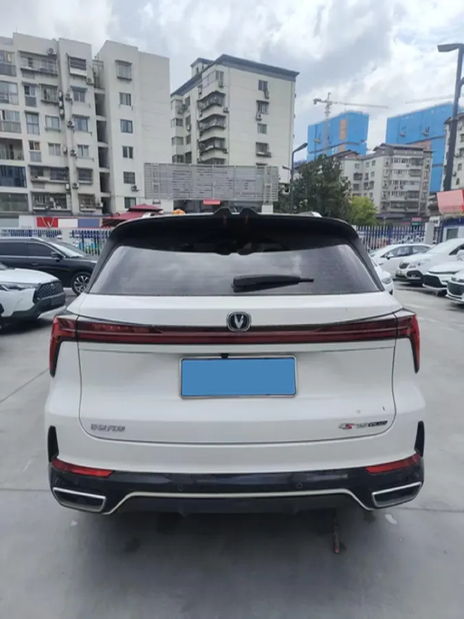2024 ChangAn CS75 Plus 1.5T 188HP L4 8AT,autocango,china used car exporter,china ev exporter,chinese used car exporter,chinese used ev exporter
