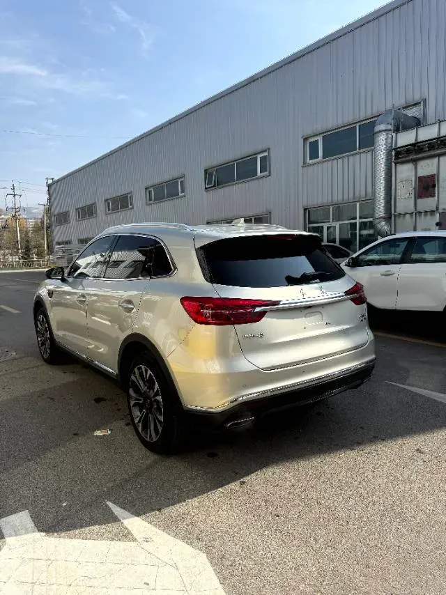 2022 HongQi HS5 2.0T 224HP L4 6AT,autocango,china used car exporter,china ev exporter,chinese used car exporter,chinese used ev exporter