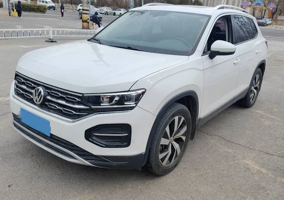 2019 MINI CLUBMAN 1.5T 102HP L3 6AT,autocango,china used car exporter,china ev exporter,chinese used car exporter,chinese used ev exporter