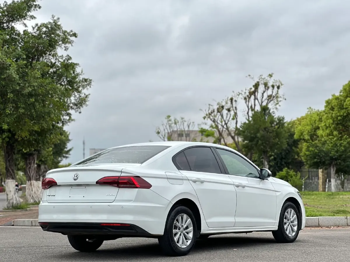 2019 Bestune T77 1.2T 143HP L4 7DCT,autocango,china used car exporter,china ev exporter,chinese used car exporter,chinese used ev exporter