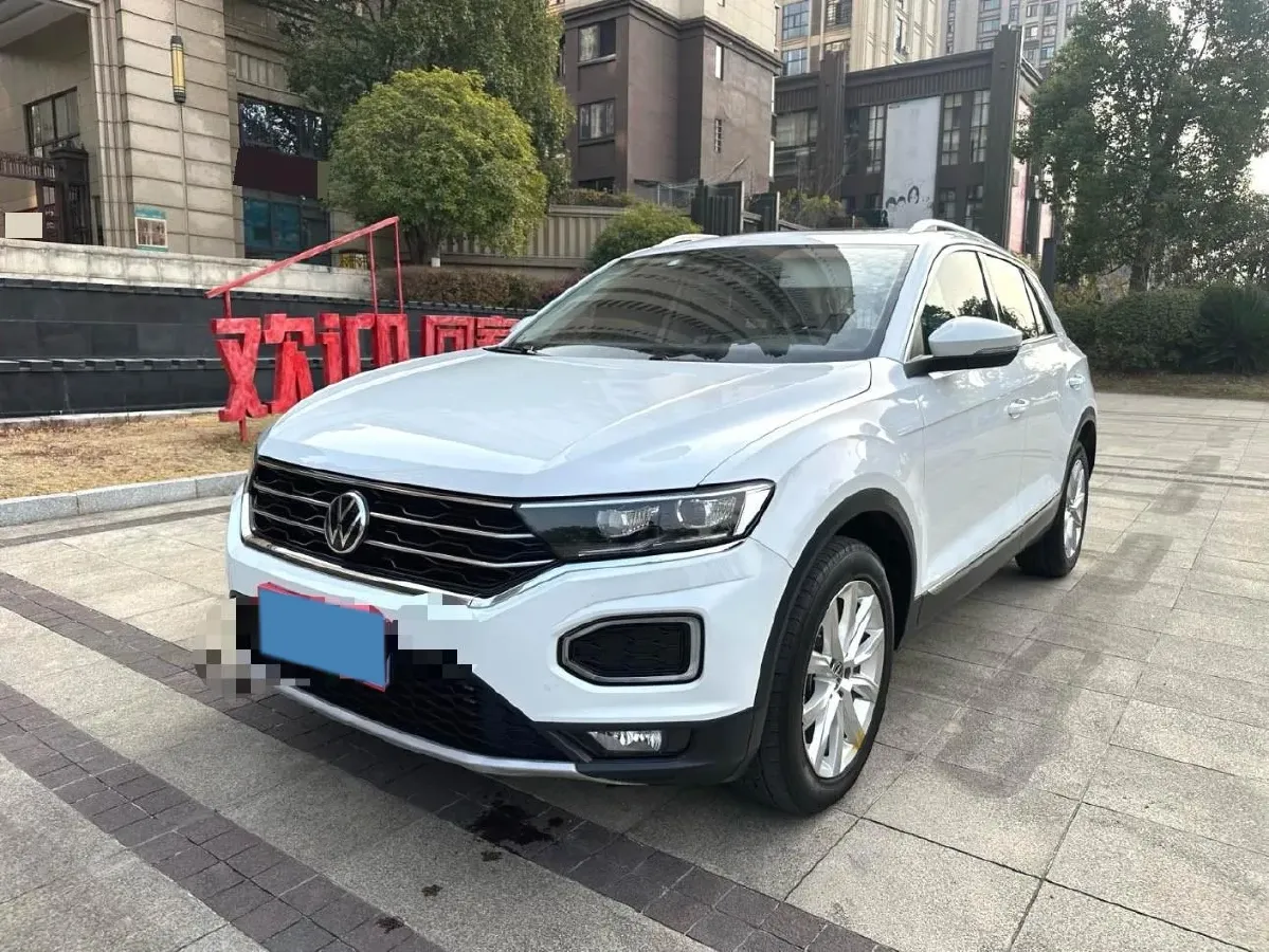 2022 Volkswagen T-Roc 1.4T 150HP L4 7DCT,autocango,china used car exporter,china ev exporter,chinese used car exporter,chinese used ev exporter