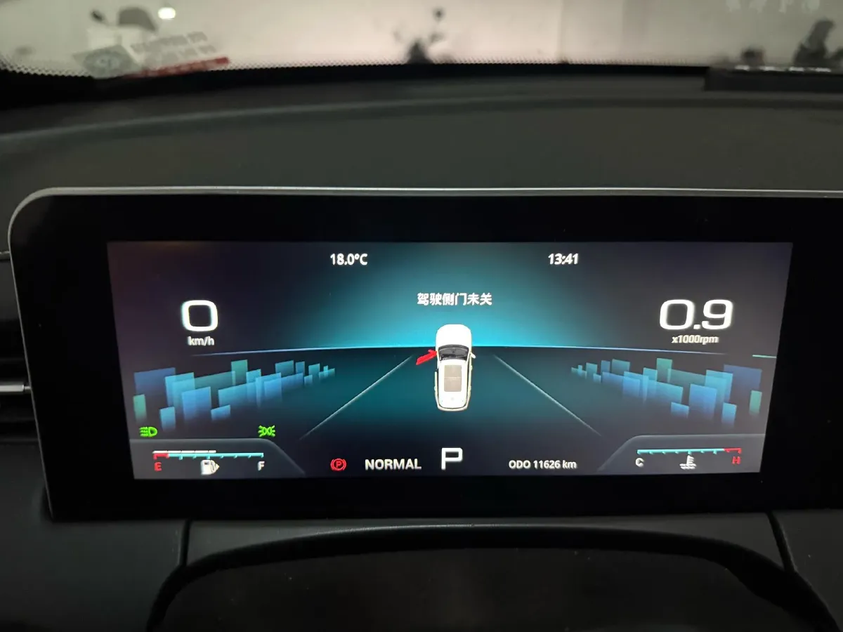 2023 ChangAn Oshan X7 Plus 1.5T 188HP L4 7DCT,autocango,china used car exporter,china ev exporter,chinese used car exporter,chinese used ev exporter