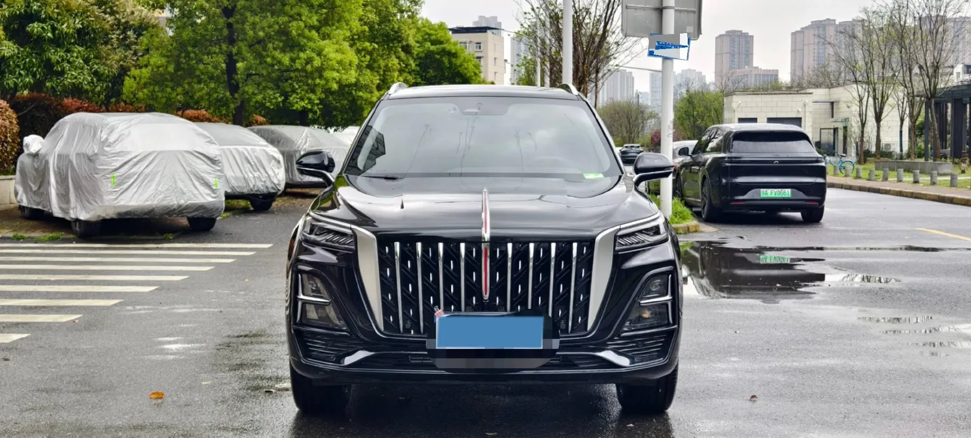 2025 HongQi HS5 2.0T 252HP L4 8AT,autocango,china used car exporter,china ev exporter,chinese used car exporter,chinese used ev exporter