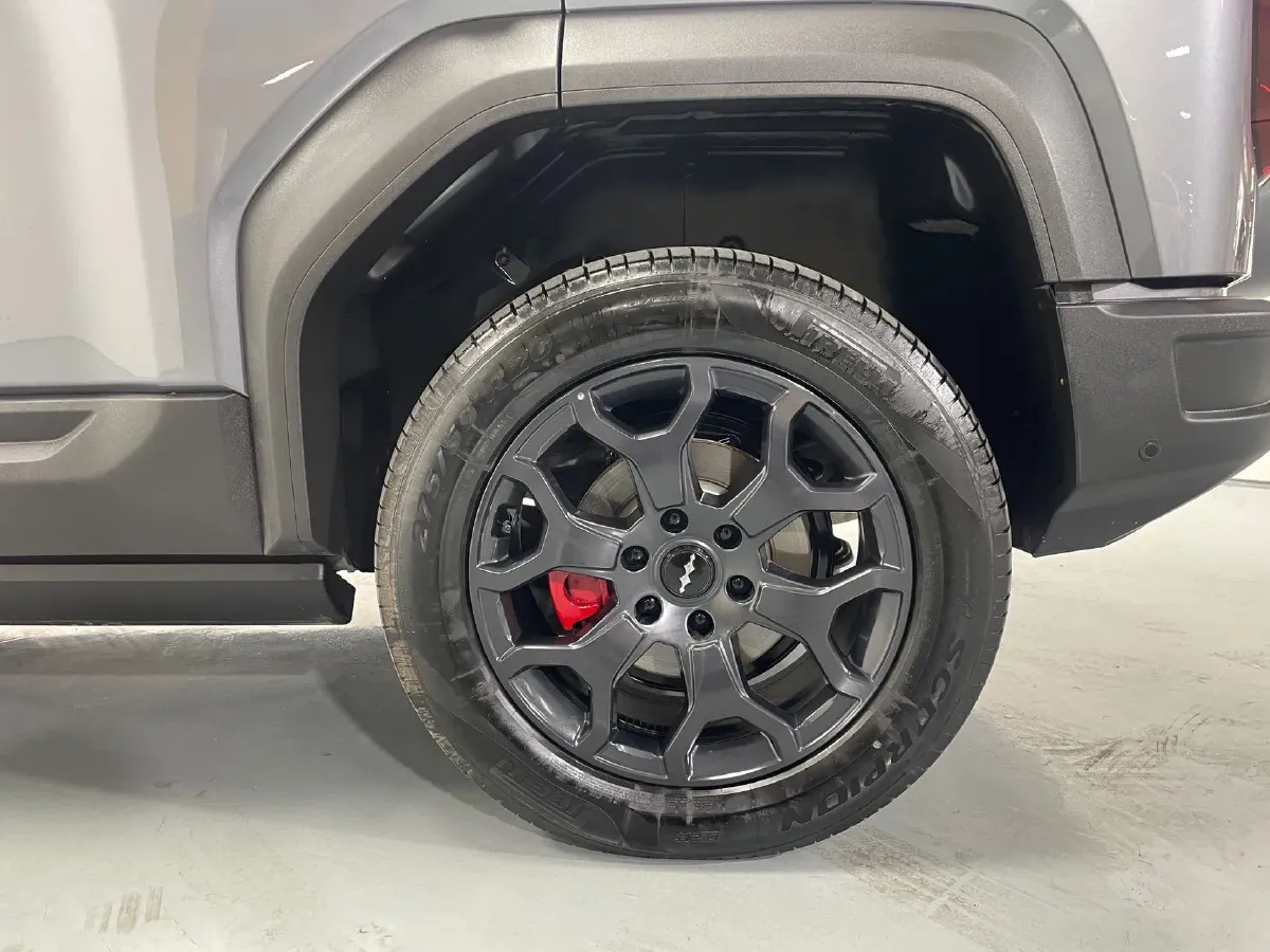 2023 Toyota Crown Kluger 2.5L 189HP L4 E-CVT Hybrid,autocango,china used car exporter,china ev exporter,chinese used car exporter,chinese used ev exporter