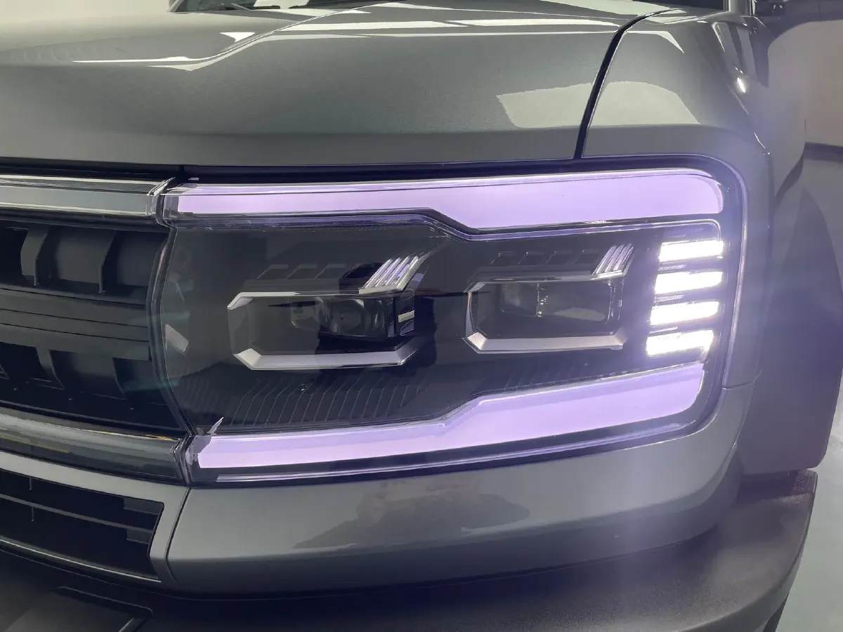 2023 Toyota Crown Kluger 2.5L 189HP L4 E-CVT Hybrid,autocango,china used car exporter,china ev exporter,chinese used car exporter,chinese used ev exporter