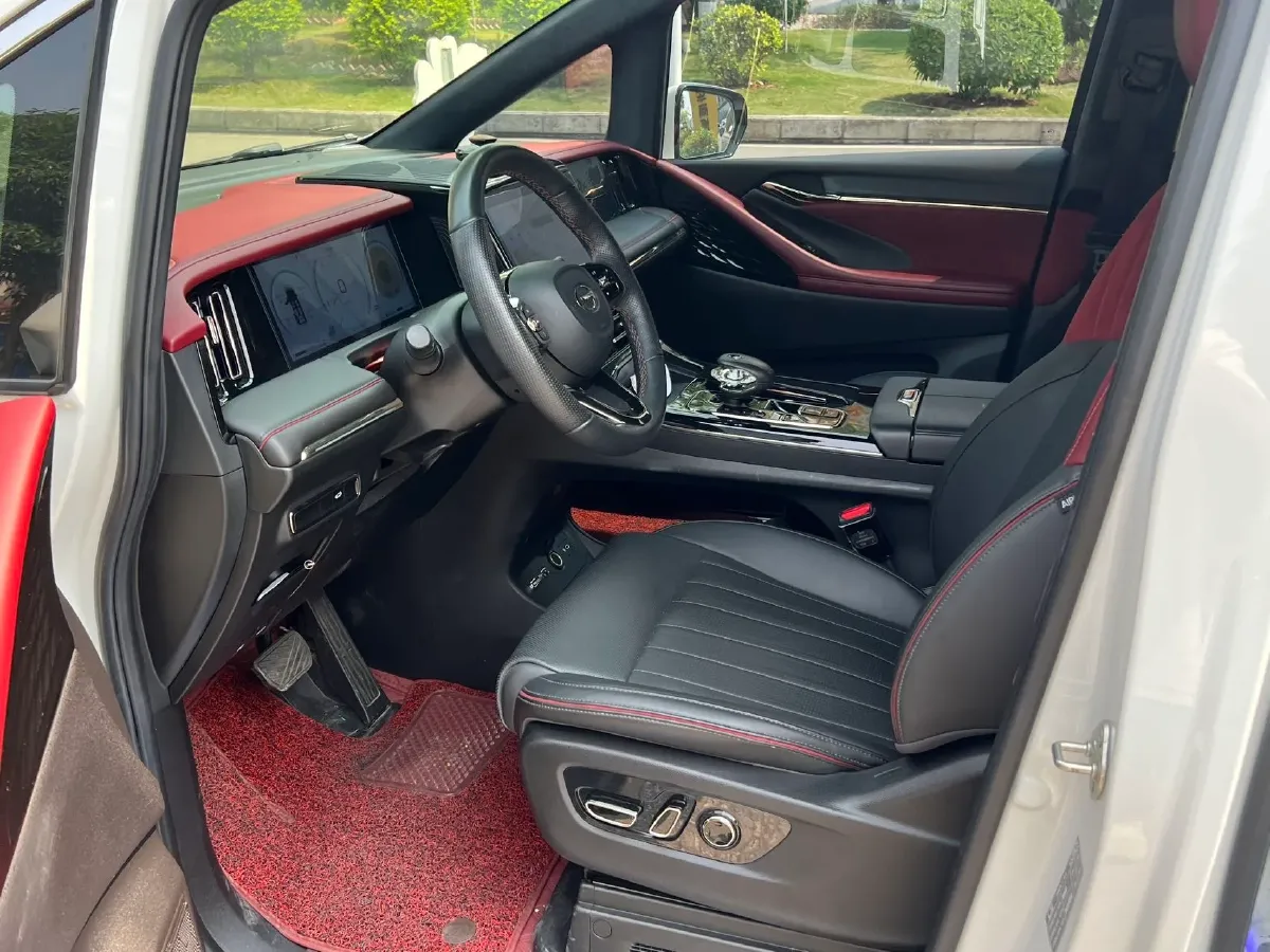 2023 GAC Trumpchi M8 2.0T 252HP L4 8AT,autocango,china used car exporter,china ev exporter,chinese used car exporter,chinese used ev exporter