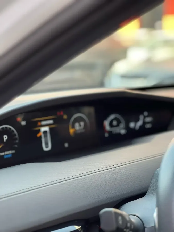 2023 ChangAn UNI-V 1.5T 188HP L4 7DCT,autocango,china used car exporter,china ev exporter,chinese used car exporter,chinese used ev exporter