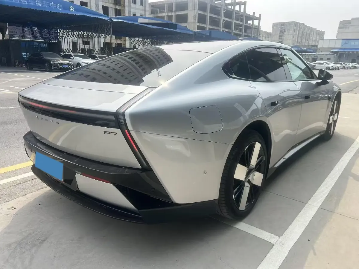2025 Xpeng P7 BEV,autocango,china used car exporter,china ev exporter,chinese used car exporter,chinese used ev exporter