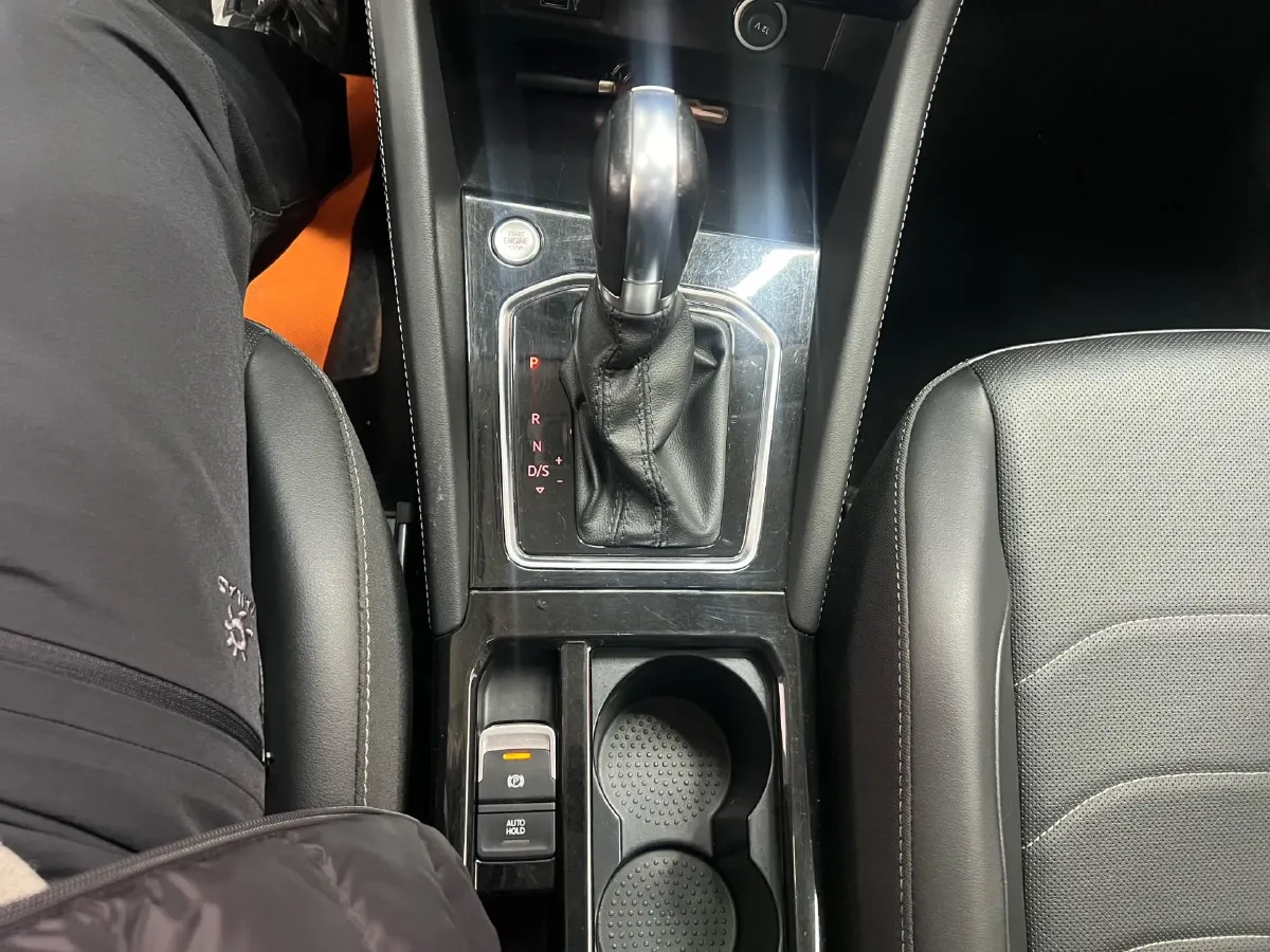 2022 Jetta VS5 1.4T 150HP L4 6AT,autocango,china used car exporter,china ev exporter,chinese used car exporter,chinese used ev exporter