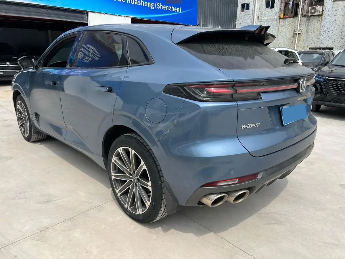 2021 ChangAn UNI-K 2.0T 233HP L4 8AT,autocango,china used car exporter,china ev exporter,chinese used car exporter,chinese used ev exporter