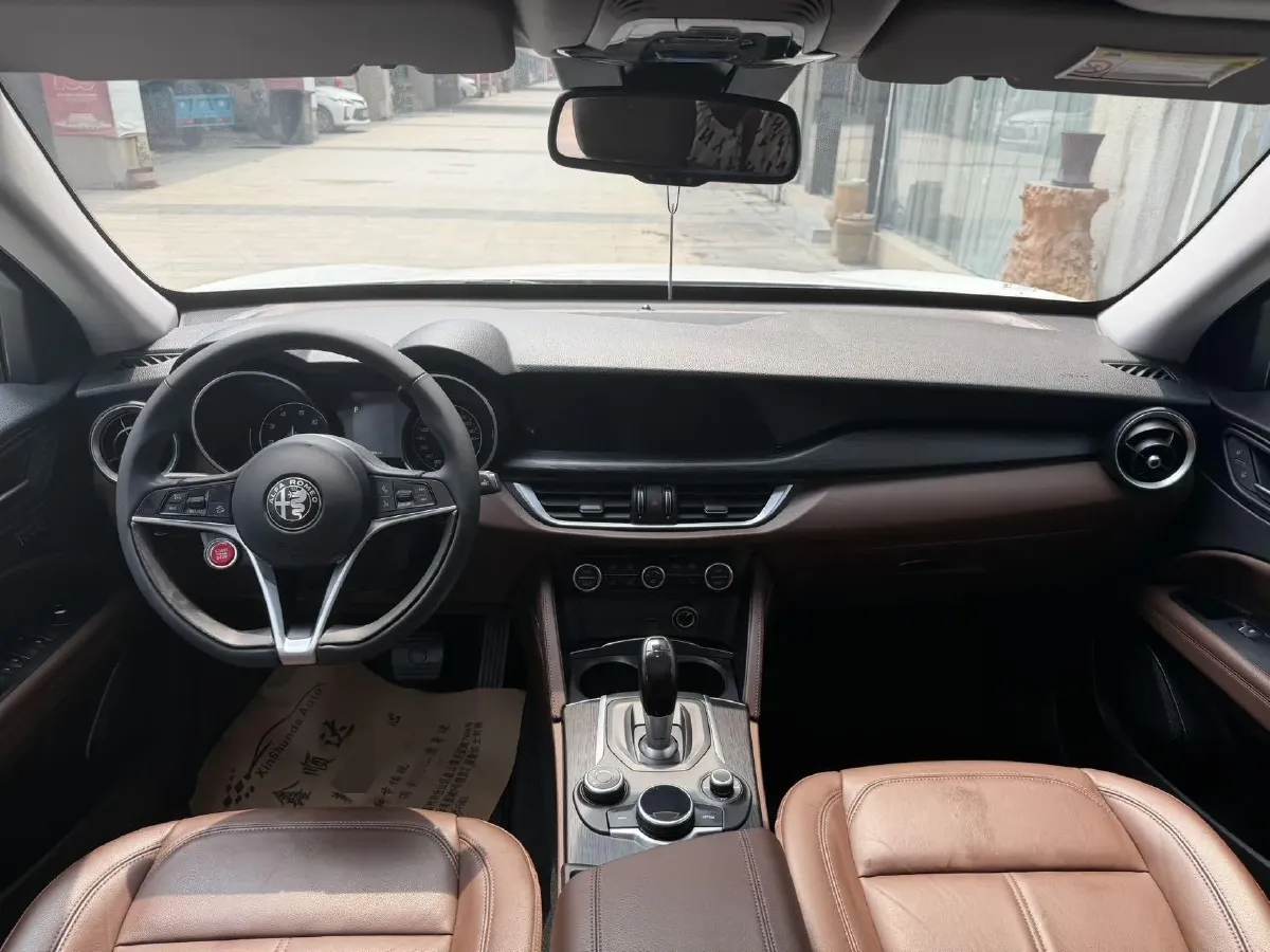 2017 Lexus NX 2.0T 238HP L4 6AT,autocango,china used car exporter,china ev exporter,chinese used car exporter,chinese used ev exporter