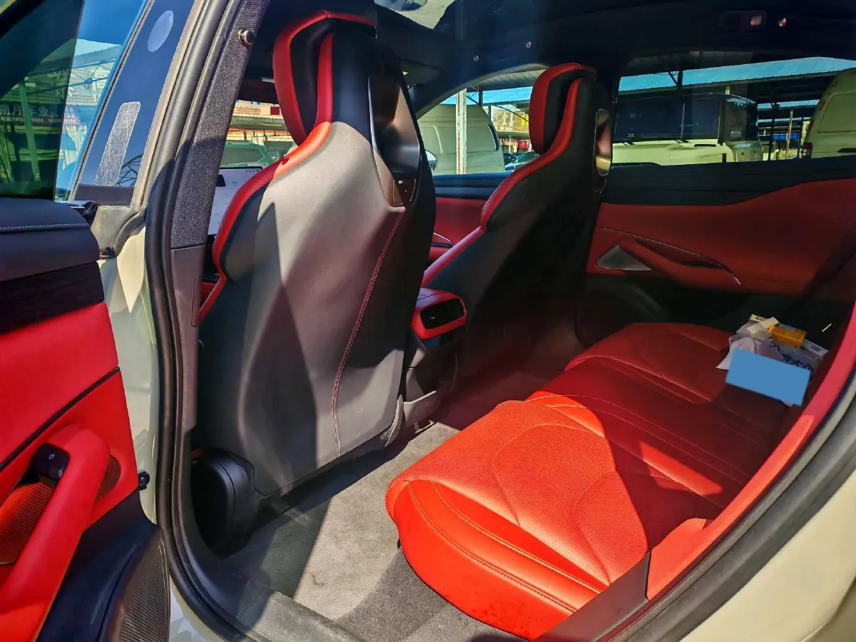 2024 MI SU7 BEV 73.6KWH,autocango,china used car exporter,china ev exporter,chinese used car exporter,chinese used ev exporter