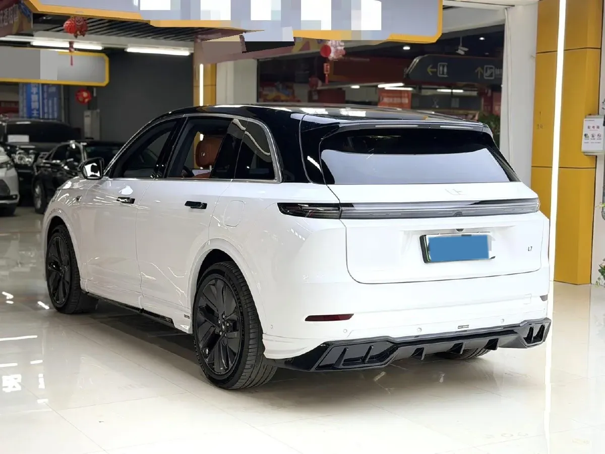 2024 Li L8 Range Extended 154HP REEV 42.8KWH,autocango,china used car exporter,china ev exporter,chinese used car exporter,chinese used ev exporter