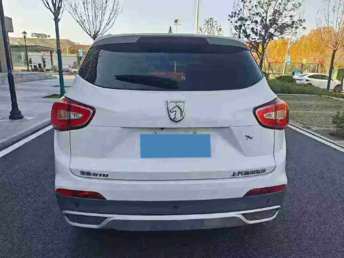 2017 BaoJun 510 1.5L 112HP L4 6MT,autocango,china used car exporter,china ev exporter,chinese used car exporter,chinese used ev exporter