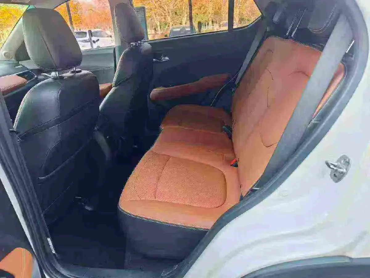 2017 BaoJun 510 1.5L 112HP L4 6MT,autocango,china used car exporter,china ev exporter,chinese used car exporter,chinese used ev exporter