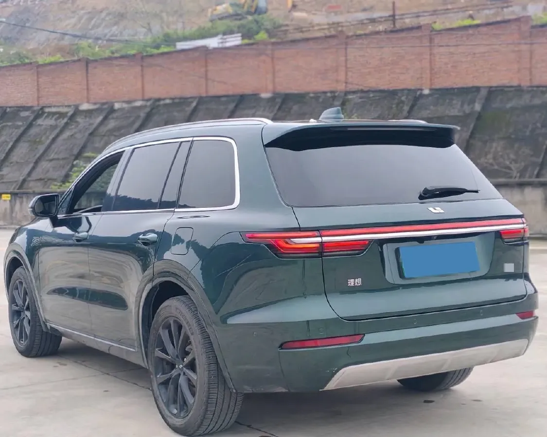 2021 Li ONE Range Extended 131HP REEV 40.5KWH,autocango,china used car exporter,china ev exporter,chinese used car exporter,chinese used ev exporter