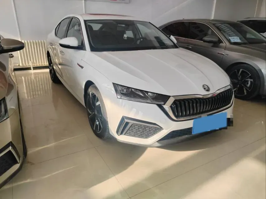 2023 Skoda Octavia 1.4T 150HP L4 7DCT,autocango,china used car exporter,china ev exporter,chinese used car exporter,chinese used ev exporter