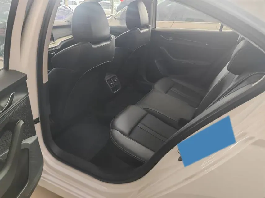 2023 Skoda Octavia 1.4T 150HP L4 7DCT,autocango,china used car exporter,china ev exporter,chinese used car exporter,chinese used ev exporter