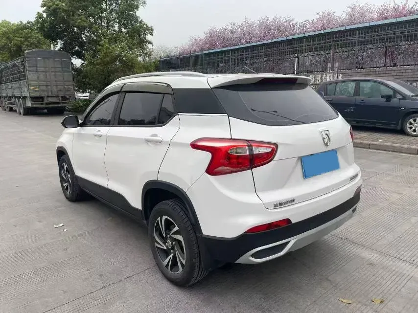 2017 BaoJun 510 1.5L 112HP L4 6MT,autocango,china used car exporter,china ev exporter,chinese used car exporter,chinese used ev exporter