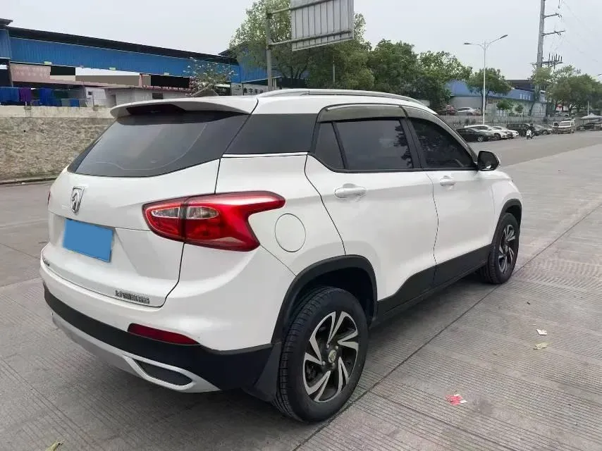 2017 BaoJun 510 1.5L 112HP L4 6MT,autocango,china used car exporter,china ev exporter,chinese used car exporter,chinese used ev exporter
